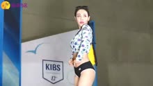 2019韩国泳装秀：气质优雅的美女模特，这身材气质无可挑剔