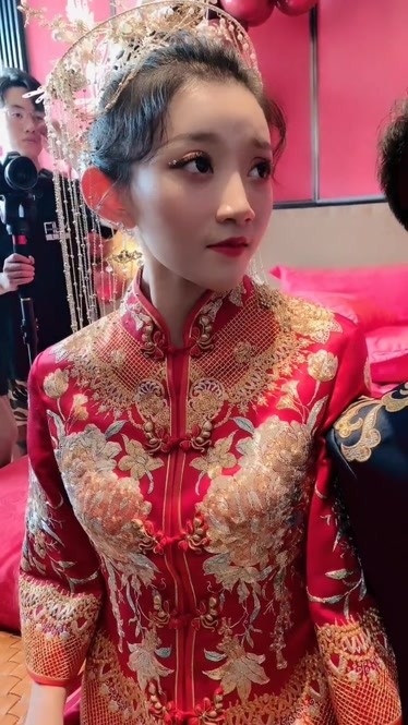 牌牌琦小伊伊结婚照图片