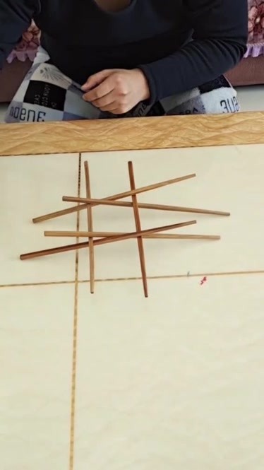 9根筷子搭的拱桥!你们玩过吗?还会吗?